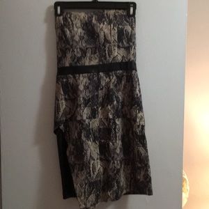 Snakeskin pattern strapless dress